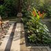 10 Ide Taman Rumah Sederhana yang Menarik untuk Iklim Tropis Indonesia