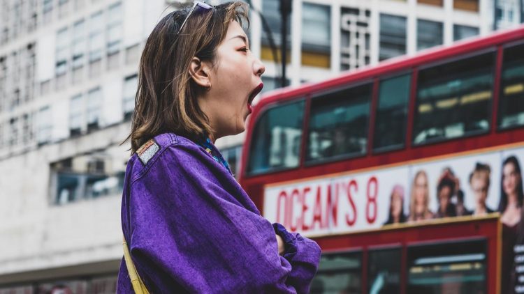 Mengapa Menguap Menular dan Apa Penyebabnya? Ini Penjelasannya