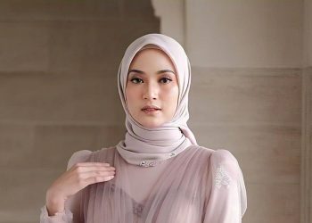 20 Model Baju Pesta Hijab Simpel Elegan Terbaru 2025 Tampil Anggun dan Menawan
