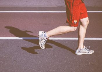 Tips Memilih Sepatu yang Cocok untuk Penggemar Olahraga
