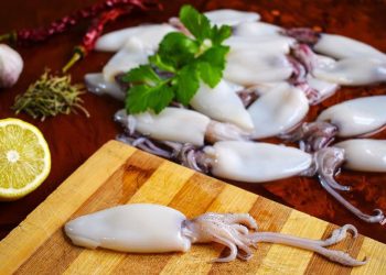 Batasi Konsumsinya, 5 Ikan dan Seafood Tinggi Kolesterol yang Perlu Diketahui