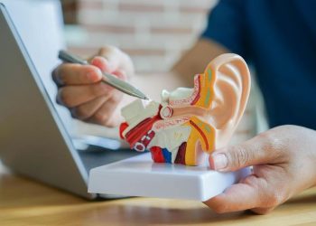 Waspadai Gendang Telinga Robek, Risiko Infeksi Menanti