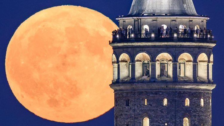 Sejumput Mimpi dari Dunia Cerita Fantasi