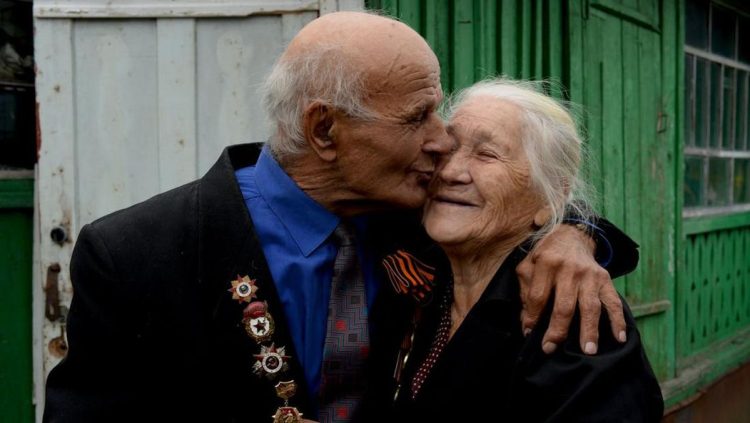 5 Cara Tidak Mahal untuk Panjang Umur dan Kebahagiaan Berdasarkan Sains