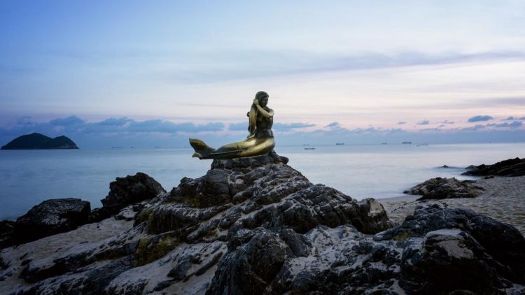 Patung Putri Duyung Dipindah-pindah Picu Polemik Kontroversial