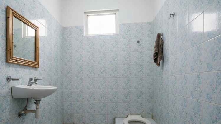 8 Desain Kamar Mandi 1,5 x 1,5 Meter dengan Kloset Jongkok yang Fungsional untuk Rumah Kecil