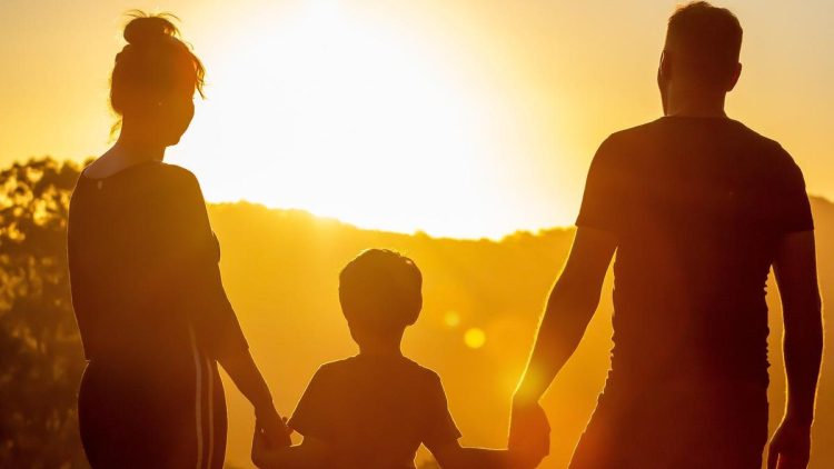 Anak Bukan Hanya Ikuti Standar, Gen Z Pikirkan Kesiapan Mental dan Finansial