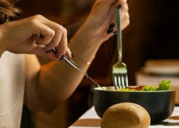 Menjaga Kesehatan Hati melalui Diet dan Kebiasaan Sehat