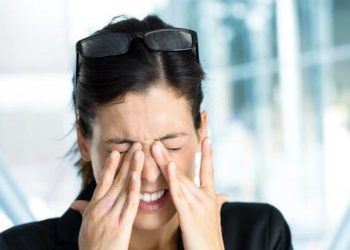 9 Tanda Kesehatan Mata yang Perlu Diperhatikan dan Diperiksakan ke Dokter