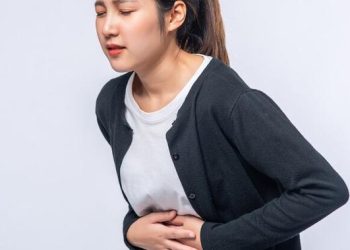Suka Makan Terburu-buru atau Langsung Tidur? Waspadai GERD!