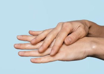 Kulit Gatal Setelah Mandi, Kenali Penyebab dari Air hingga Produk Perawatan Kulit