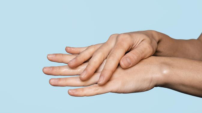 Kulit Gatal Setelah Mandi, Kenali Penyebab dari Air hingga Produk Perawatan Kulit