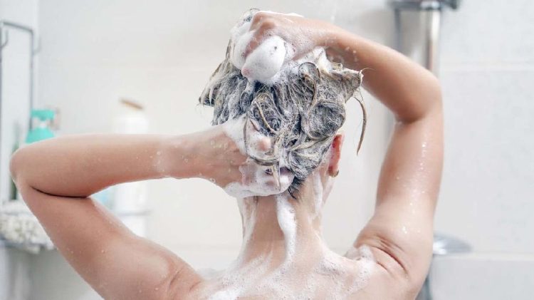 7 Tanda Rambut Perlu Dicuci, Jangan Tunggu Sampai Lepek