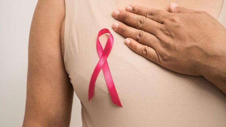 Acara Kesadaran Kanker Payudara di Korea Mendapatkan Kritik Tajam dari Netizen