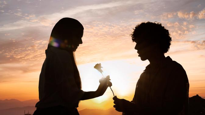 Benarkah Dia Tulus? Ini 9 Tanda Sungguh-Sungguh Dicintai