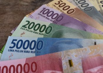 Rupiah Melemah Tengah Spekulasi Pemangkasan Suku Bunga Desember 2025