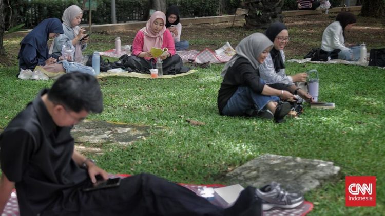 Tempat Piknik Tersembunyi di Jaksel, Ayo Kunjungi Taman Casuarina