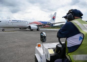 Turis Dapat Terbang Gratis ke Kota di Malaysia dengan Transit di KL