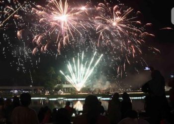 Mengapa Tahun Baru Dirayakan 1 Januari? Sejarah, Makna, dan Tradisi.