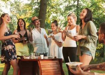 Cara Nyaman Setelah Kekenyangan Pesta Tahun Baru dengan 5 Langkah ini