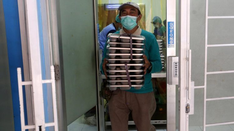 Jangan Manfaatkan Bahan Baku untuk Keuntungan Pribadi