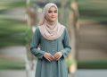 9 Model Gamis Polos Baju Kurung Malaysia, Anggun dengan Sentuhan Tradisi