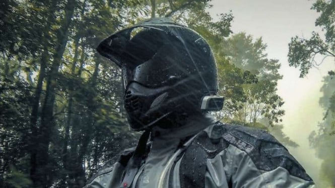 Cara Bikin Kaca Helm Licin Seperti Daun Talas Tanpa Biaya Mahal