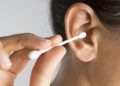 Waspada, Cotton Bud Bisa Menyebabkan Kotoran Telinga Masuk Lebih Dalam
