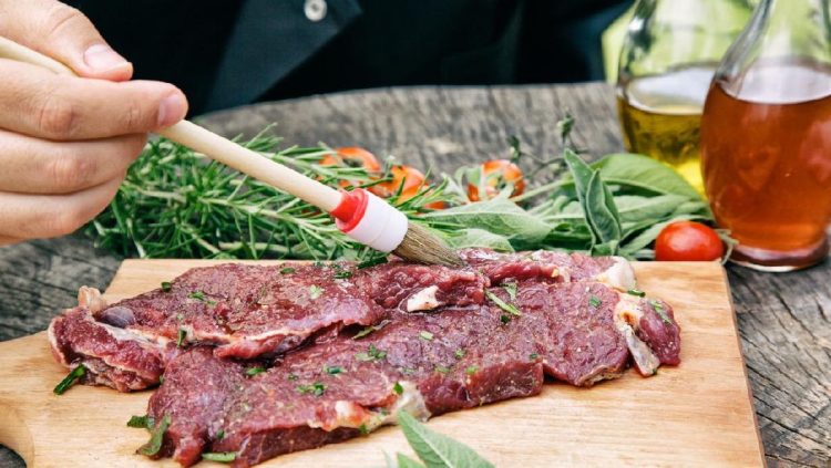 Waspadai 5 Jenis Makanan dan Minuman Pemicu Kanker Usus Besar