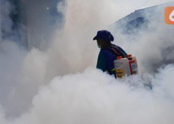 Cegah DBD, Huntara Aceh Tamiang Melakukan Fogging
