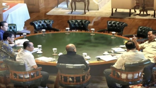 Prabowo Panggil Purbaya dan Airlangga ke Hambalang untuk Susun Strategi Ekonomi RI-AS