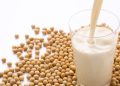 7 Manfaat Susu Kedelai untuk Kesehatan dari Jantung Hingga Menopause